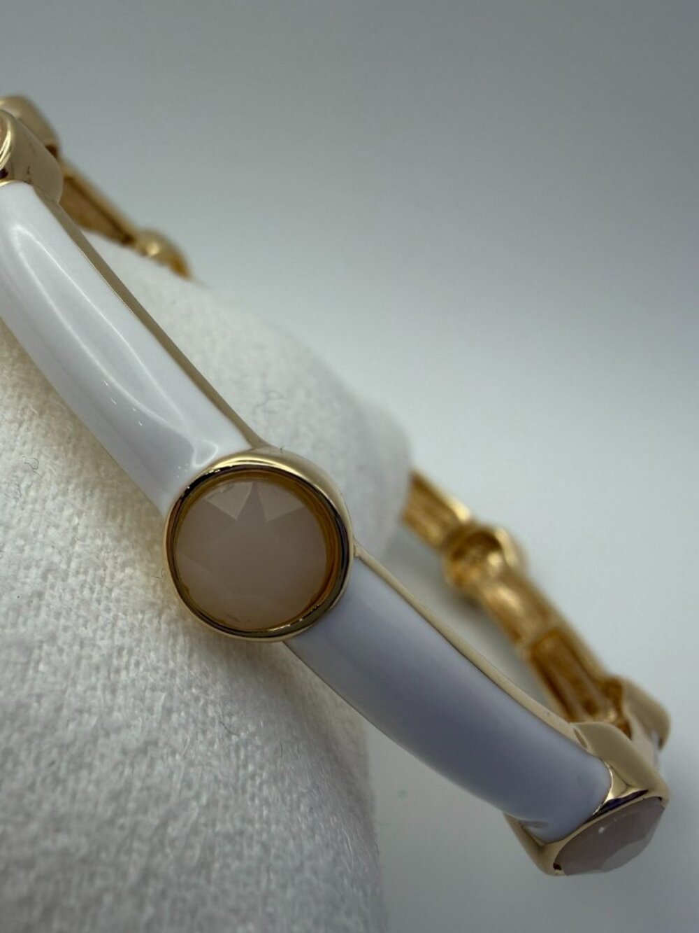 Marshmallow Bracelet - Picture 2 of 2